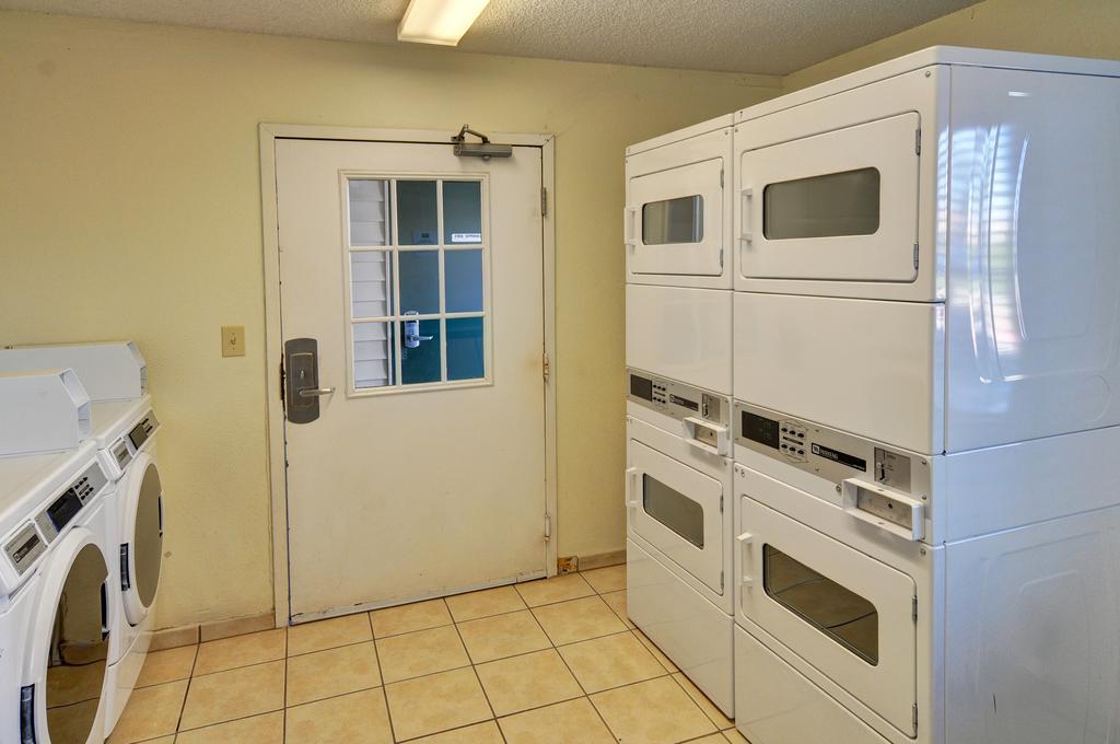 Intown Suites Extended Stay Houston Tx - Hobby Airport Luaran gambar